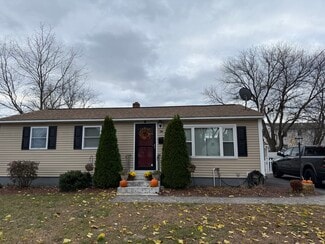 28 Nagle St, Nashua, NH 03060