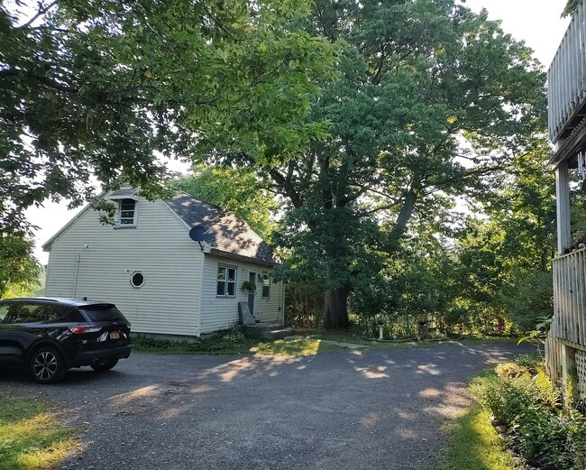 1314 Blakeley Rd, East Aurora, NY 14052 - photo 4