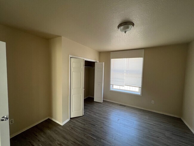 215 E Evans Ave unit Apartment A, Pueblo, CO 81004 - photo 4