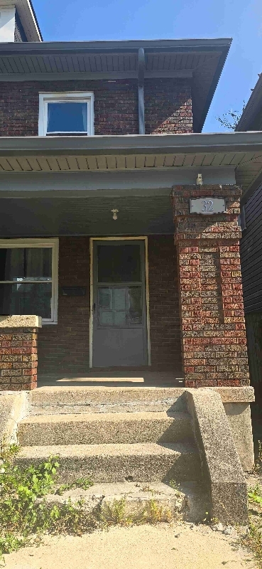 32 Margaret St, Dayton, OH 45410
