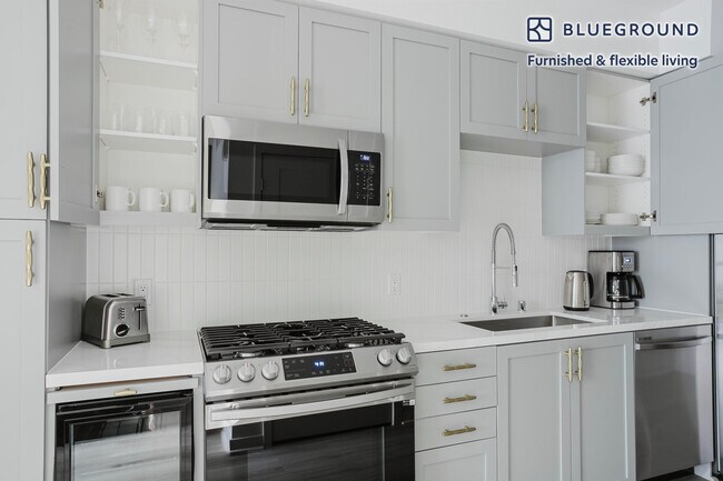 201 The Promenade N unit FL7-ID1257, Long Beach, CA 90802 - photo 5