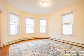 103 Calumet St Unit 3, Boston, MA 02120