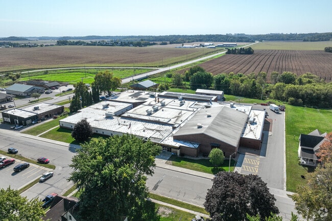 Plainview-Elgin-Millville Junior High School