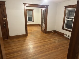 32 Highland Ave Unit 2L, Chicopee, MA 01013