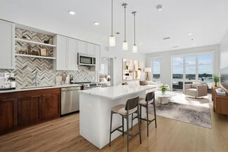 22 Via Toscana, Salem, NH 03079