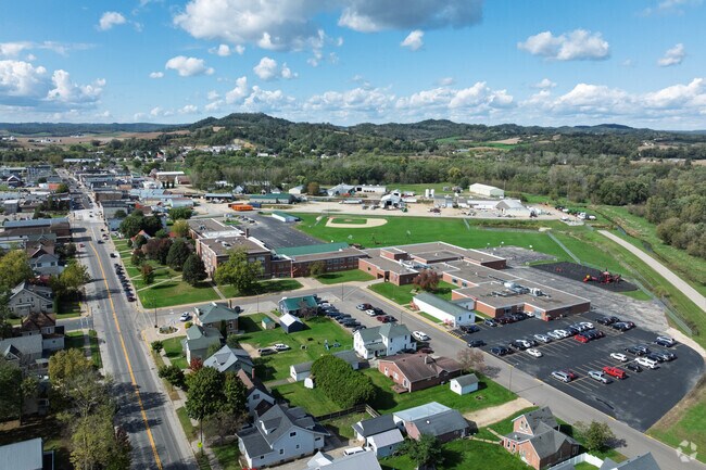 Located near downtown, Arcadia Elementary School serves the community’s youngest learners.