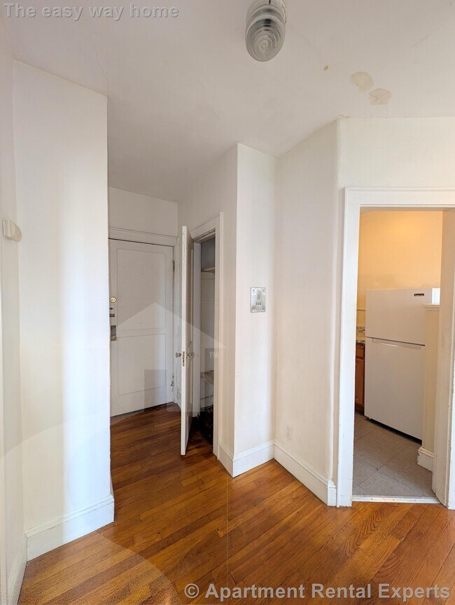 4 Cogswell Ave unit 34, Cambridge, MA 02140 - photo 4