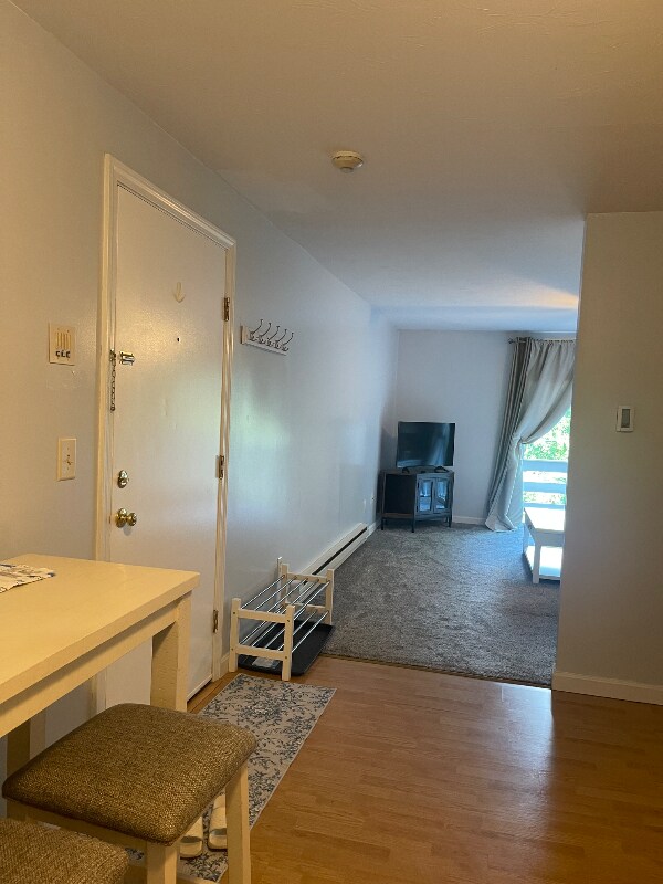 574A Burncoat St Unit 5., Worcester, MA 01606