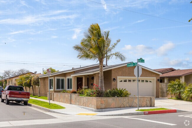 Bungalows in Lawndale, CA have multi-car garages.
