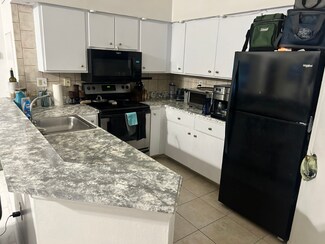 2445 SW 18th Terrace Unit 9, Fort Lauderdale, FL 33315