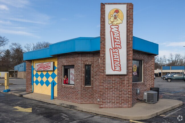 Fort Wayne Famous Waffle Station is a great spot to eat in Shoaff Park.