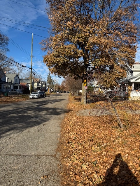 301 Allen St, Lansing, MI 48912