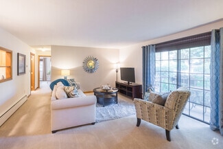 6 Putnam Way, Foxborough, MA 02035