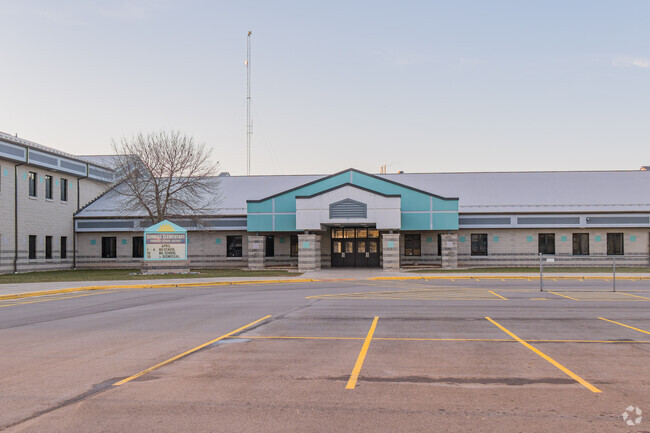 Kids are challenged to excel at Sunrise Elementary School in Harrison area.