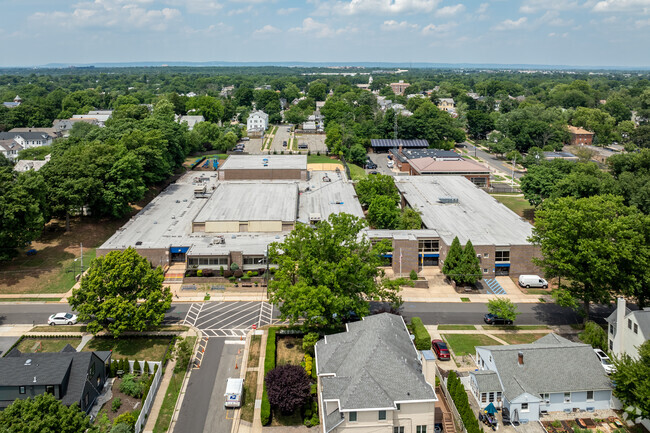 Bartle School is a well rated public school in Highland Park, NJ.