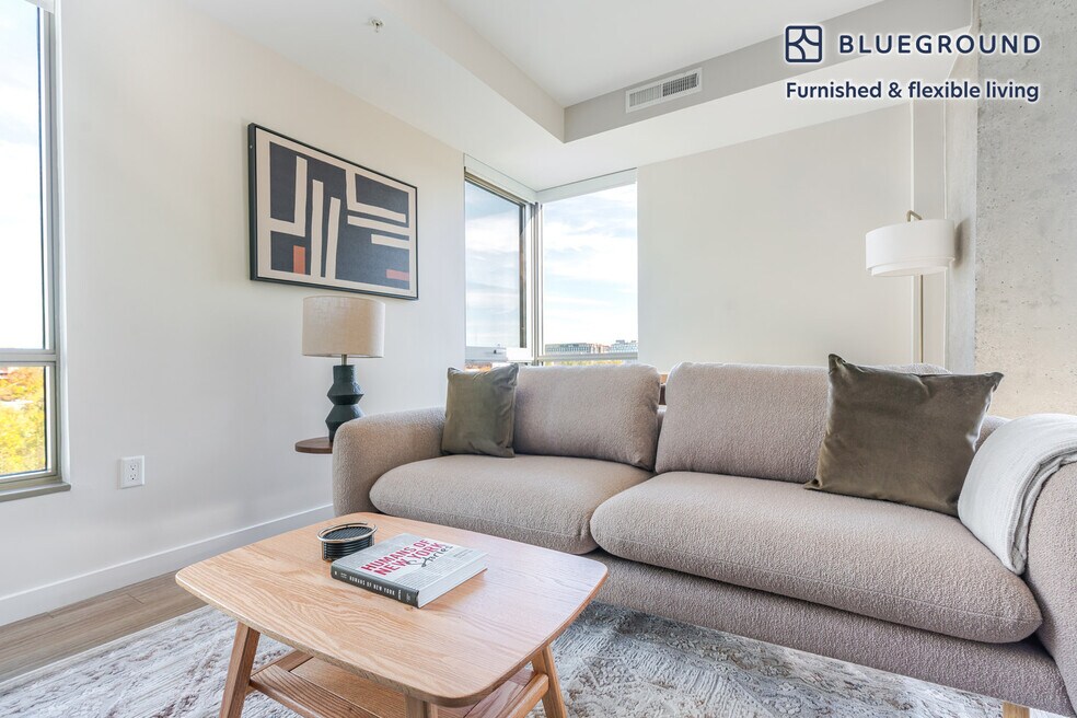 301 M St SW unit FL6-ID1205, Washington, DC 20024 - photo 1