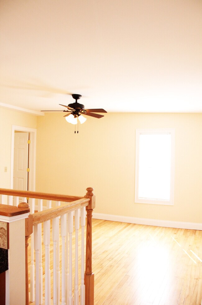 69 Spring St unit C, Burlington, VT 05401 - photo 4