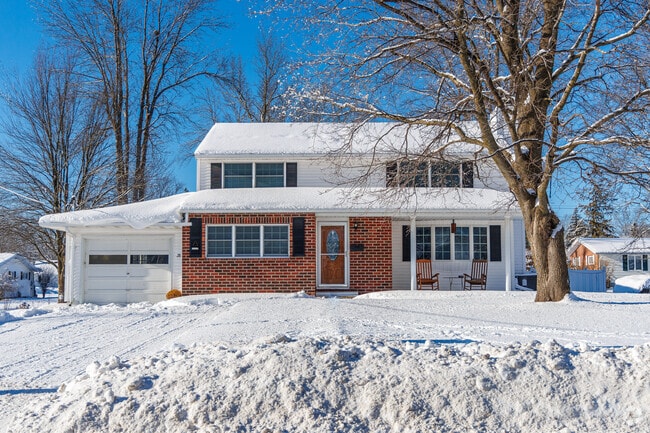 Colonial style and Colonial influenced homes are another architecture style commonly found in Massena.