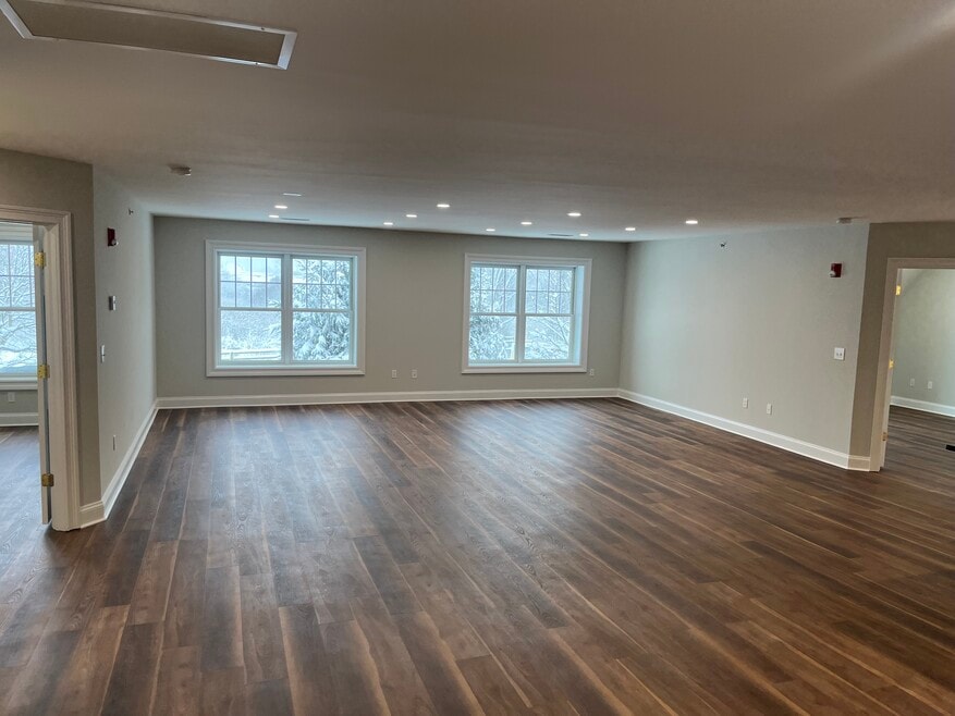 94 Danbury Rd unit 3, Ridgefield, CT 06877 - photo 1