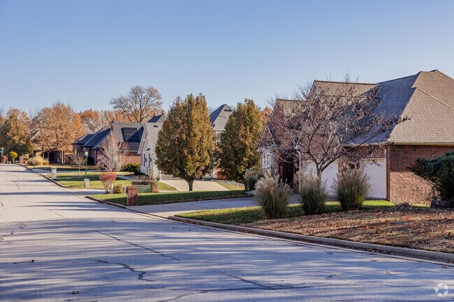 Proximity to neighbors add to the community feeling of Arbor Hills.