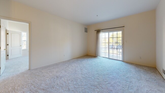 1022 Flakne Ct, South Plainfield, NJ 07080 - photo 3