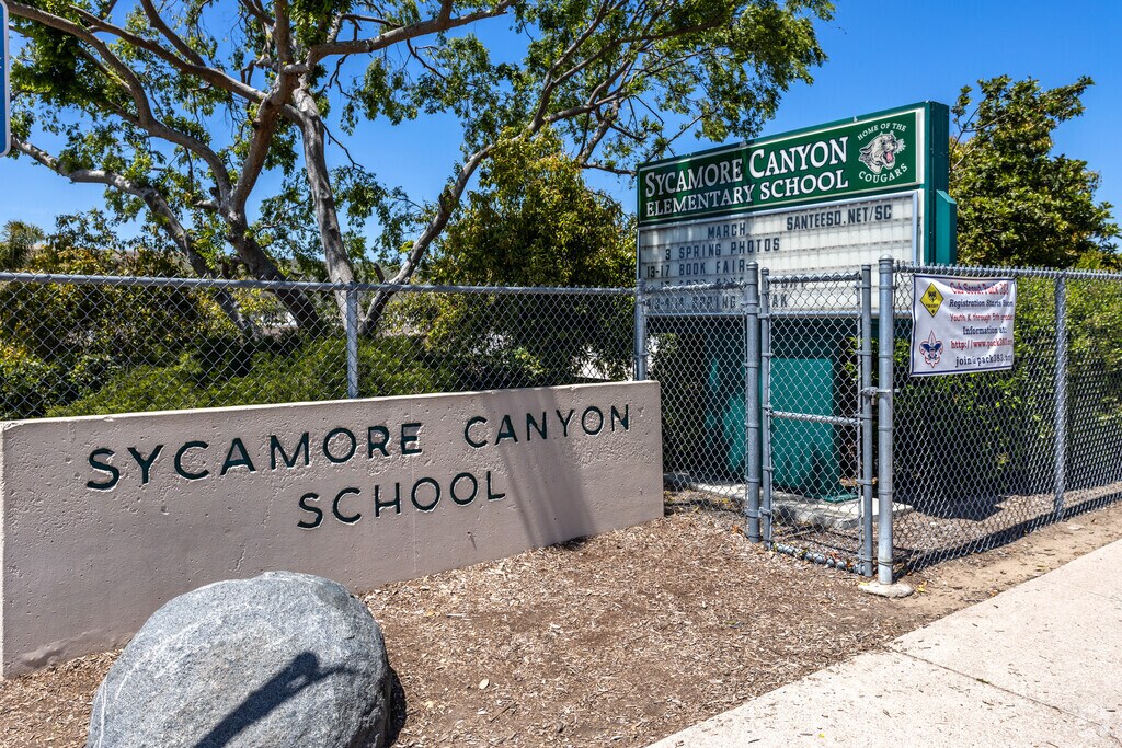 Sycamore Canyon Elementary School in Carlton Hills Neighborhood