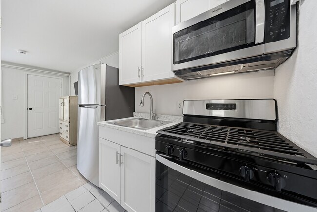 807 W New York Ave unit 181, Somers Point, NJ 08244 - photo 3