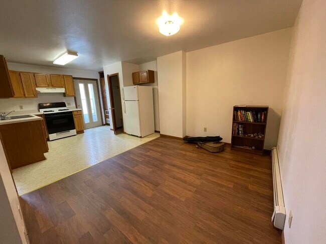 216 E 3rd St unit 2, Winona, MN 55987 - photo 7