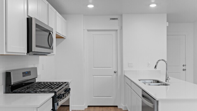 1776 E Albion Dr unit 1138, Salem, UT 84653 - photo 5