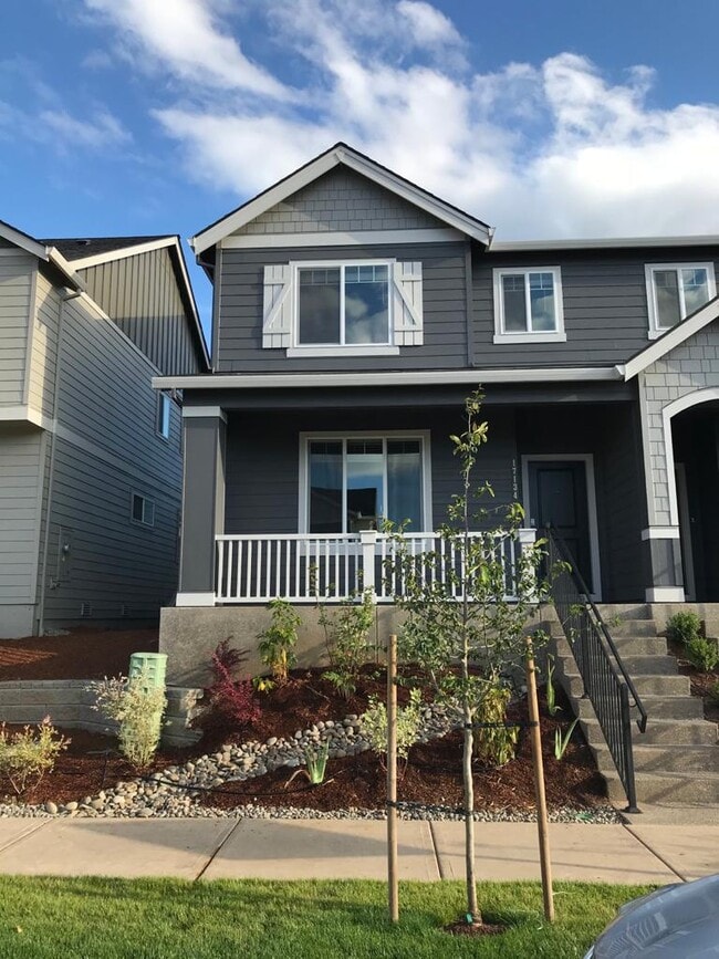 17134 SE Katmai St, Happy Valley, OR 97086