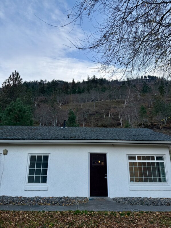 5810 US 30, The Dalles, OR 97058