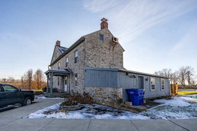 2200 Strickler Rd, Manheim, PA 17545 - photo 2