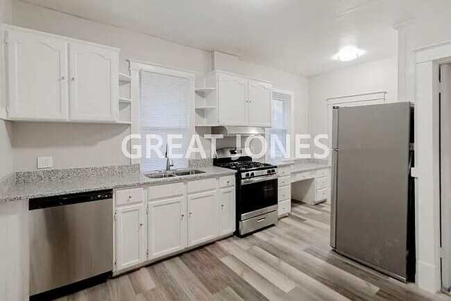 8626 Argyle Ave, Saint Louis, MO 63114 - photo 4