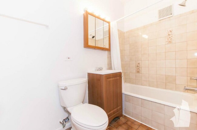 4527 N Malden St unit 4515-1B, Chicago, IL 60640 - photo 5