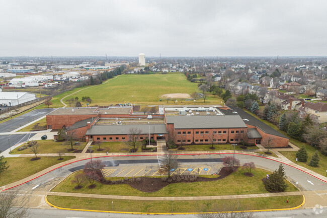 White Eagle Elementary School is located at 1585 WHITE EAGLE DR. NAPERVILLE, IL. 60564.