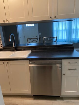 403 W Boone St, Frankfort, IN 46041