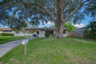 2710 Marshall Dr, Sarasota, FL 34239