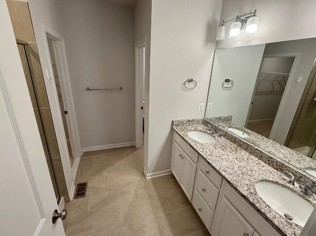 803 Haversack Hunt Way unit A, Glen Allen, VA 23060 - photo 7