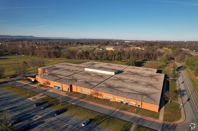 Springfield Middle School receives an overall rating of B from Niche.