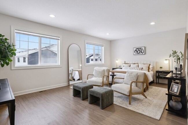 2489 Cedarwood Ln, River Falls, WI 54022 - photo 4