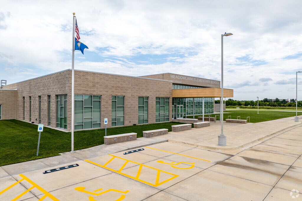 Younger kids in Andover can attend Meadowlark Elementary School.