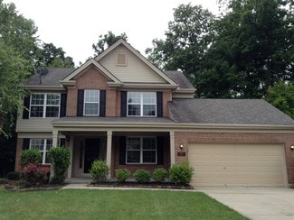 8685 Woolstone Ct, Maineville, OH 45039