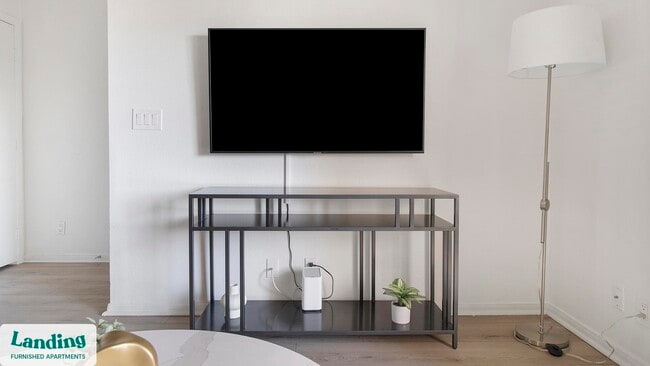 1455 E Katie Ave unit O16, Las Vegas, NV 89119 - photo 3