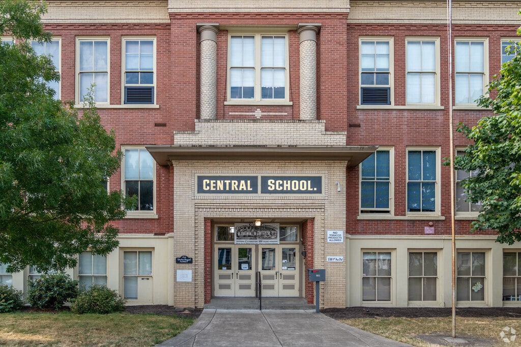 Central Elementary School is a public school in Central Albany.