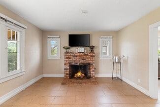 4212 Locust St, Riverside, CA 92501