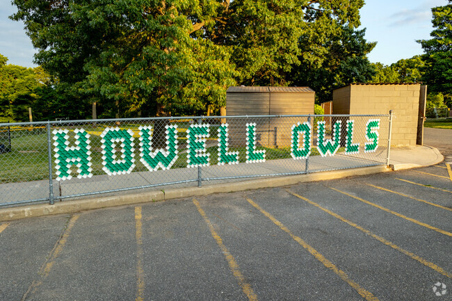 Howell Road School is the home of the Howell Owls.