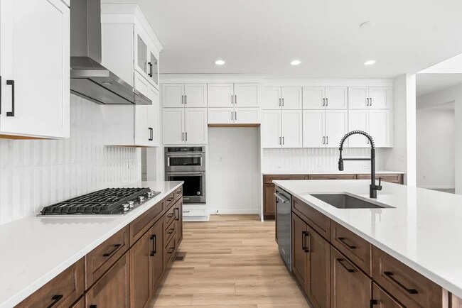 8850 Moonshimmer Trail, Littleton, CO 80125 - photo 6