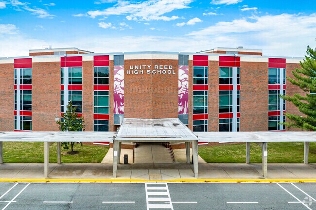 Unity Reed High School offers education to those living in Manassas.