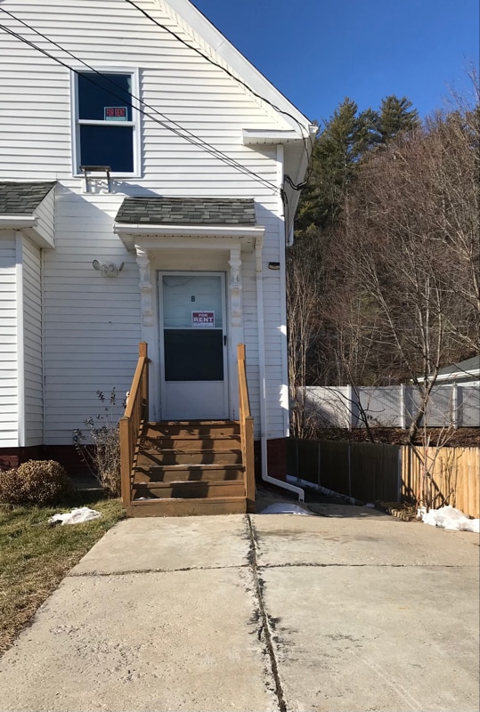 575 White Mountain Hwy, Milton, NH 03851