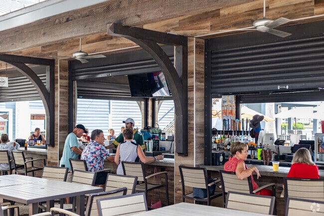 Punta Gorda Isles residents will find restaurants with outdoor seating at Fishermen's Village.